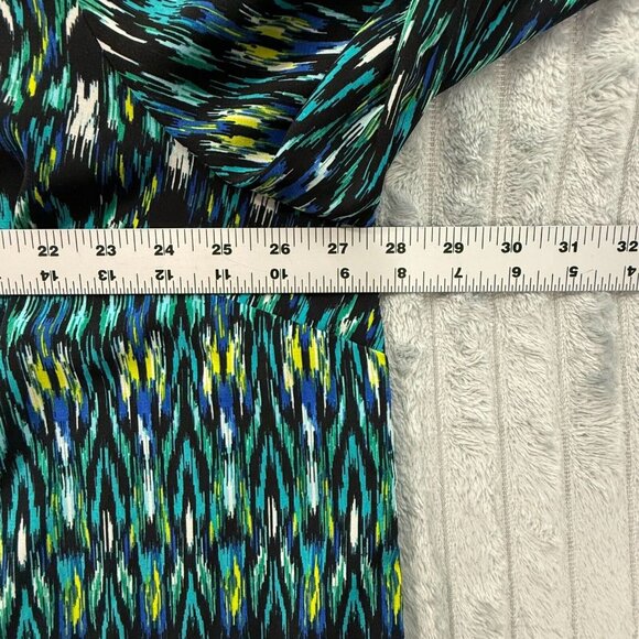 Catherines Shirt Womens 2X Plus Button Up Cuffed Sleeve Green Blue Geometric Top - Picture 4 of 9